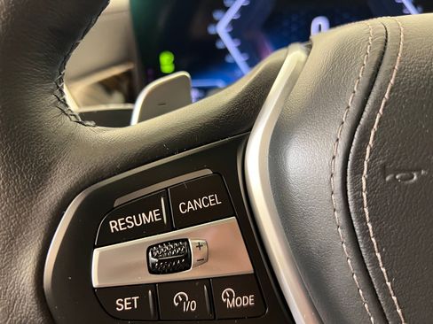 Used 2026 BMW X5 sDrive40i image 16