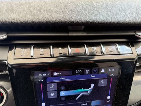 Used 2021 Jeep Grand Cherokee L Laredo w/ Luxury Tech Group I RWD image 42