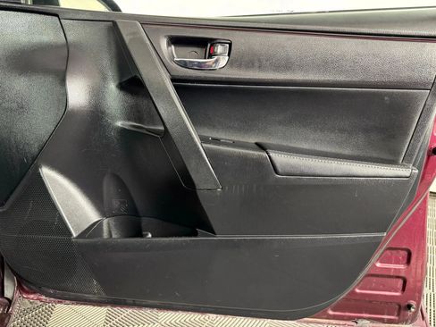 Used 2017 Toyota Corolla SE 50th Anniversary image 38