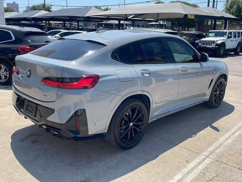 Used 2024 BMW X4 xDrive30i w/ Premium Package AWD/4WD image 4