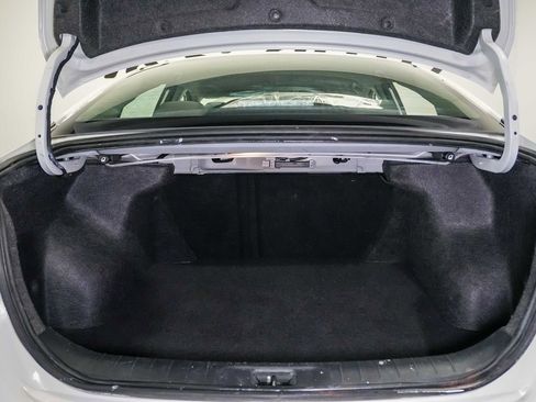 Used 2024 Nissan Altima 2.5 S FWD image 21