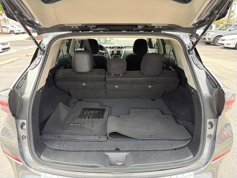 Used 2022 Nissan Murano S image 25