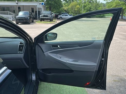 Used 2012 Hyundai Sonata GLS w/ Popular Equipment Pkg FWD image 23