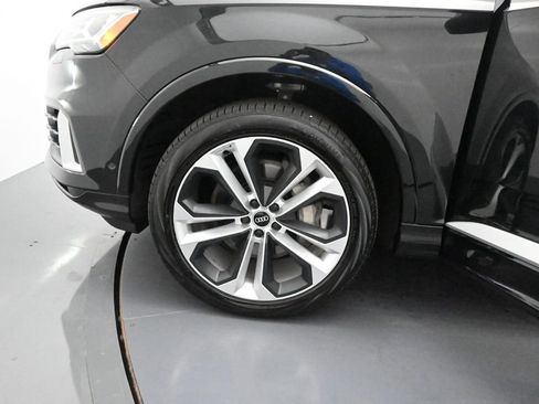 Used 2022 Audi Q7 3.0T Premium Plus w/ Premium Plus Package AWD/4WD image 8