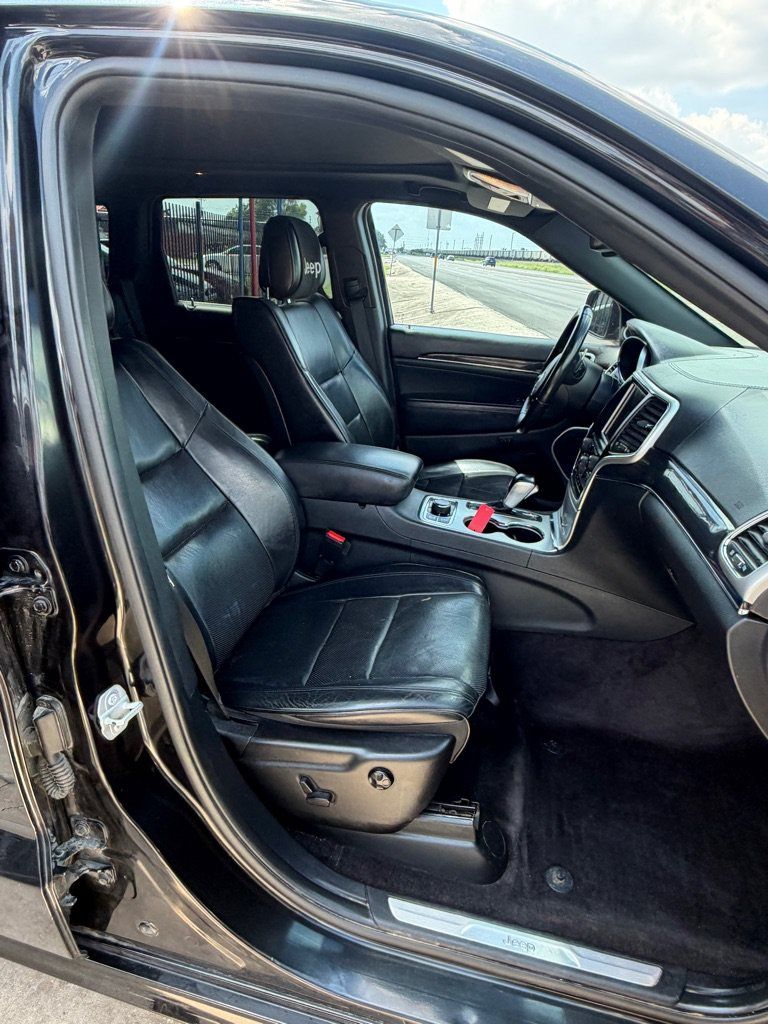 Used 2016 Jeep Grand Cherokee High Altitude AWD/4WD image 11