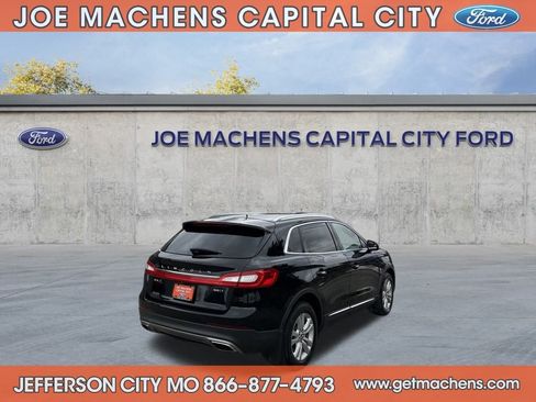 Used 2017 Lincoln MKX Premiere image 7