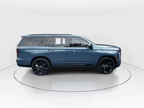 Used 2025 Cadillac Escalade Sport Platinum AWD/4WD image 9