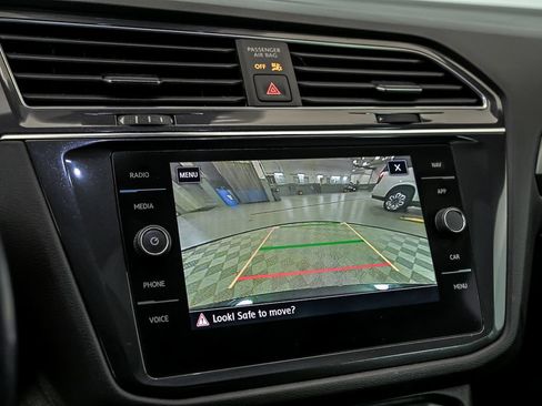 Used 2020 Volkswagen Tiguan SEL Premium R-Line AWD/4WD image 21