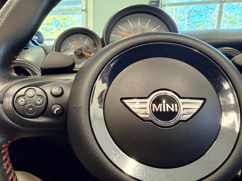 Used 2015 MINI Cooper S image 34