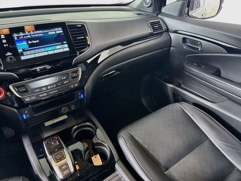 Used 2019 Honda Passport Elite image 24