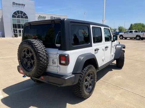Used 2023 Jeep Wrangler Unlimited w/ Cold Weather Group AWD/4WD image 6