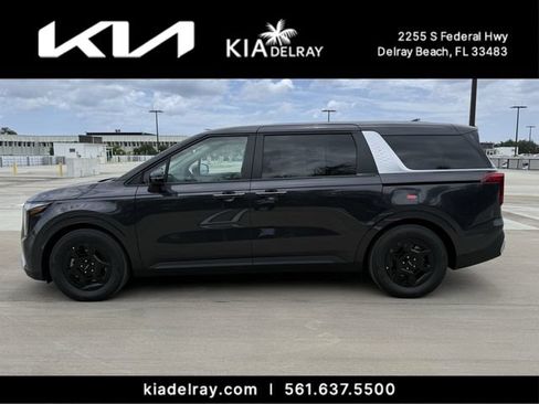 New 2026 Kia Carnival FWD image 5