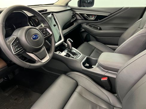 Used 2025 Subaru Outback Touring XT AWD/4WD image 15