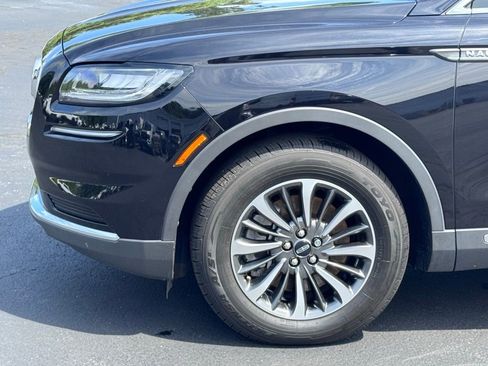 Used 2021 Lincoln Nautilus AWD w/ Equipment Group 101A image 38