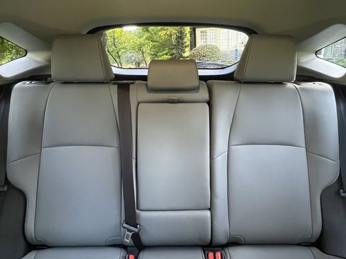 Used 2024 Toyota Venza XLE AWD/4WD image 18
