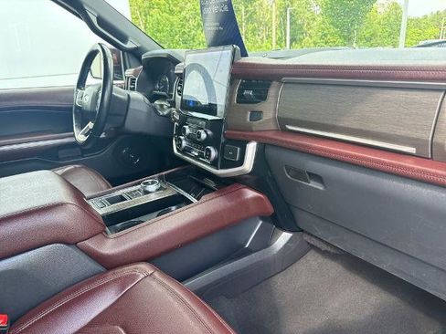Certified 2024 Ford Expedition Limited RWD image 34