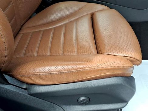 Used 2021 Mercedes-Benz GLC 43 AMG 4MATIC image 7