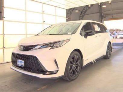 Used 2021 Toyota Sienna XSE