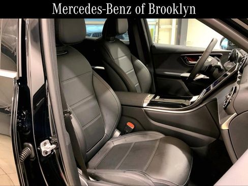 Certified 2026 Mercedes-Benz GLC 300 GLC 300 image 8