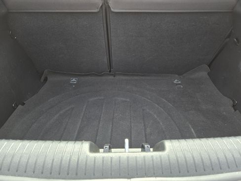 Used 2015 Hyundai Veloster Turbo FWD image 27