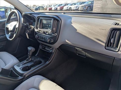 Used 2017 Chevrolet Colorado W/T w/ Custom Special Edition image 13