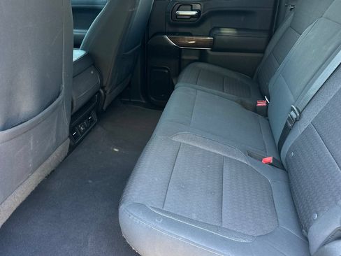 Used 2019 GMC Sierra 1500 SLE w/ SLE Value Package AWD/4WD image 12