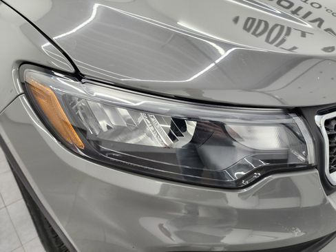 Used 2024 Jeep Compass Latitude image 20