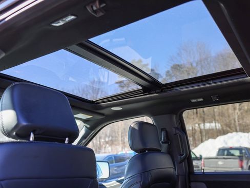 Certified 2023 Ford F150 Platinum w/ Equipment Group 701A High image 18