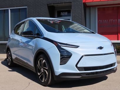 Used 2022 Chevrolet Bolt LT w/ Infotainment Package