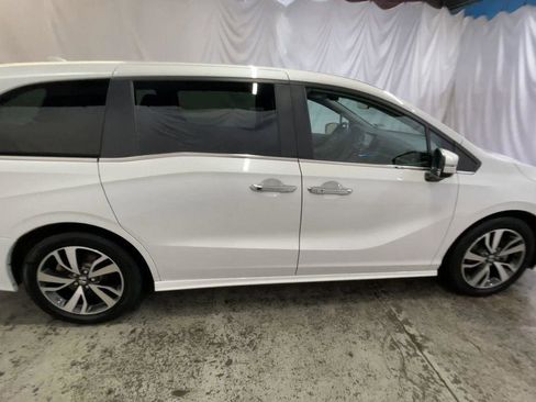 Used 2023 Honda Odyssey Touring image 9