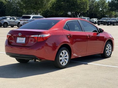 Used 2016 Toyota Corolla LE FWD image 4
