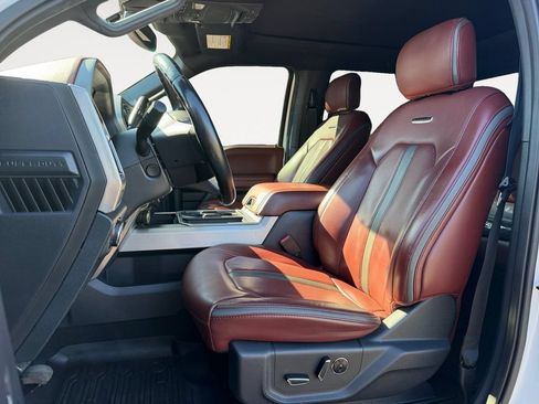 Used 2022 Ford F250 Platinum AWD/4WD image 11
