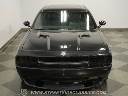 Used 2010 Dodge Challenger SRT8 w/ SRT Option Group II image 36