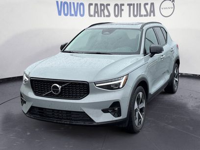New 2026 Volvo XC40 B5 Plus w/ Protection Package Premier