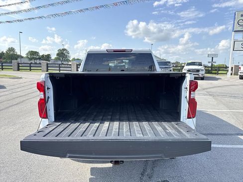 Used 2023 Chevrolet Silverado 1500 RST w/ Redline Edition AWD/4WD image 17
