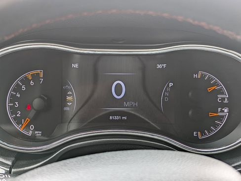 Used 2019 Jeep Grand Cherokee Trailhawk w/ Trailhawk Luxury Group image 17