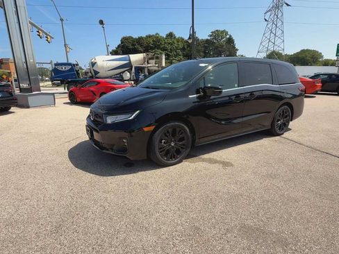 Used 2025 Honda Odyssey Sport-L image 4