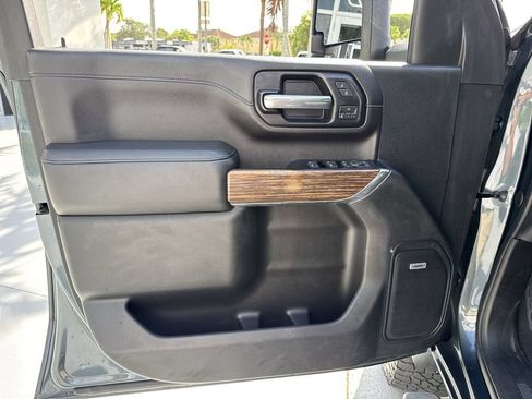 Used 2020 Chevrolet Silverado 3500 High Country w/ Z71 Off-Road Package AWD/4WD image 39