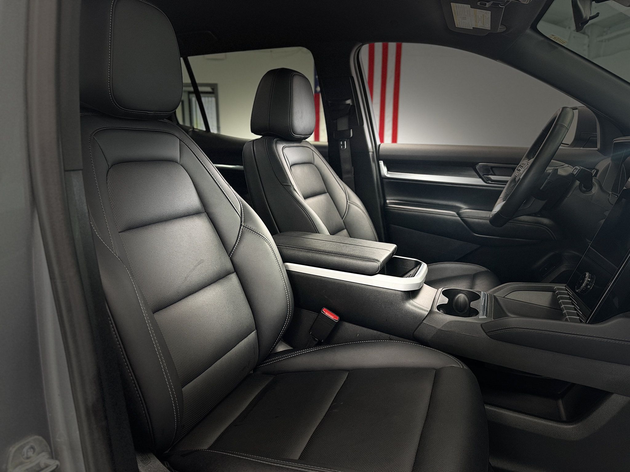Used 2026 GMC Terrain Elevation w/ Elevation Premium Package AWD/4WD image 29