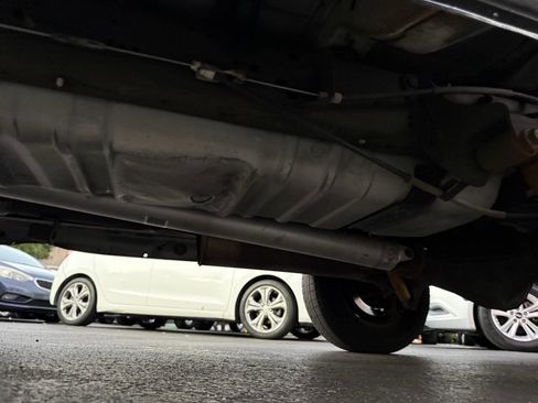 Used 2005 Ford E-250 and Econoline 250 Extended image 28