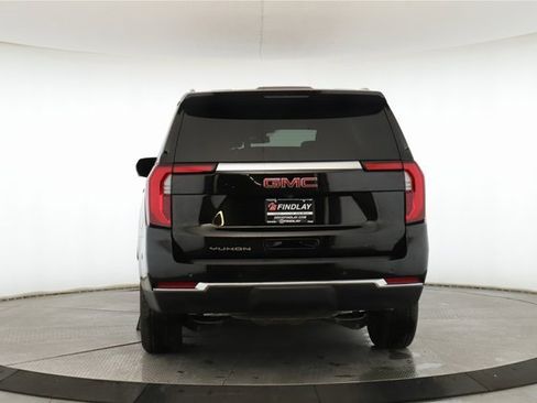 Used 2025 GMC Yukon Elevation image 11