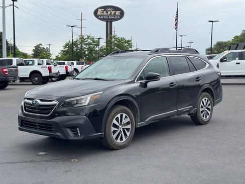 Used 2021 Subaru Outback Premium AWD/4WD image 3