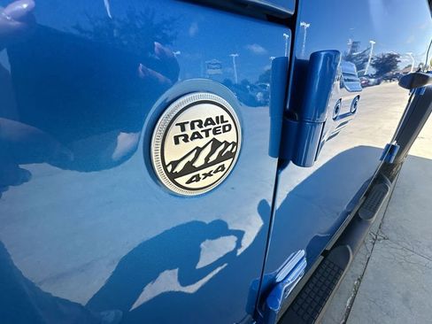 Used 2021 Jeep Wrangler Unlimited Sport image 32