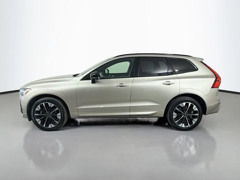 Used 2026 Volvo XC60 B5 Plus AWD/4WD image 9