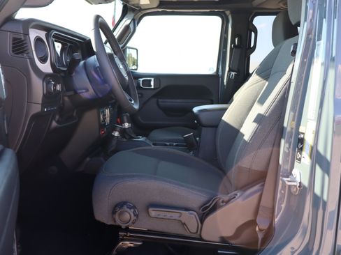 Used 2025 Jeep Wrangler Unlimited Sport S 4xe AWD/4WD image 9