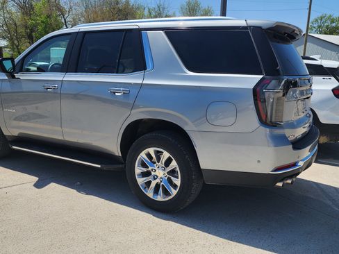 Used 2025 Chevrolet Tahoe Premier AWD/4WD image 5