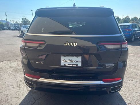 Used 2023 Jeep Grand Cherokee L Summit w/ Advanced Protech Group IV AWD/4WD image 7