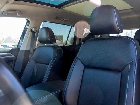 Used 2021 Volkswagen Atlas SEL AWD/4WD image 11