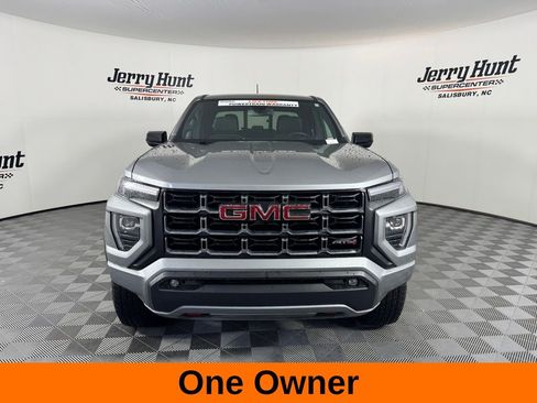 Used 2025 GMC Canyon AT4 AWD/4WD image 5
