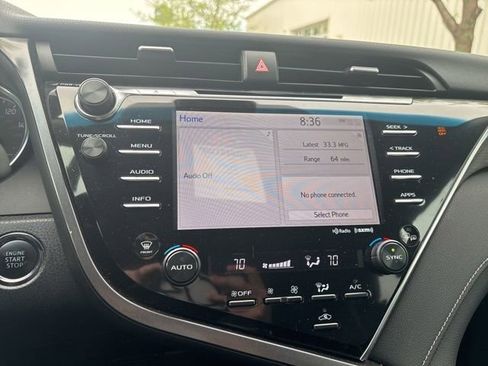 Used 2018 Toyota Camry SE w/ Audio Package FWD image 16